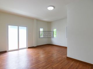 For sale 4 bedrooms house in Thanyaburi, Pathum Thani