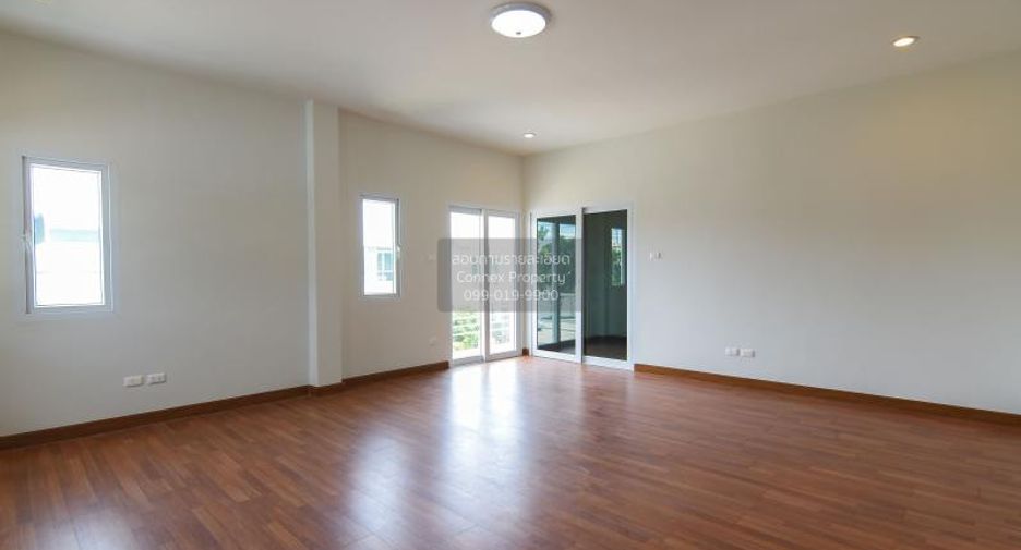 For sale 4 bedrooms house in Thanyaburi, Pathum Thani