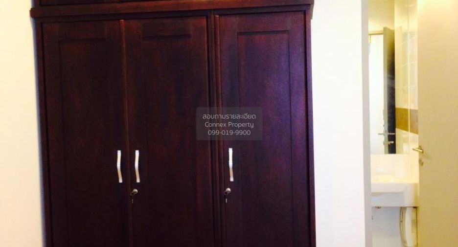 À vendre 2 chambres condo à Phra Khanong, Bangkok