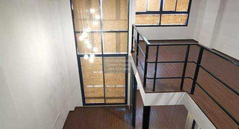 À vendre 2 chambres condo à Bang Kapi, Bangkok