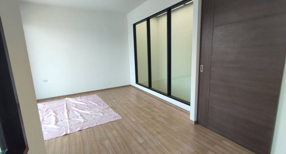 Продажа 3 спальни таунхаус в Bang Kruai, Нонтабури