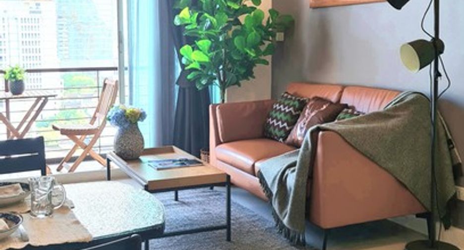 For sale 2 bedrooms condo in Bang Rak, Bangkok
