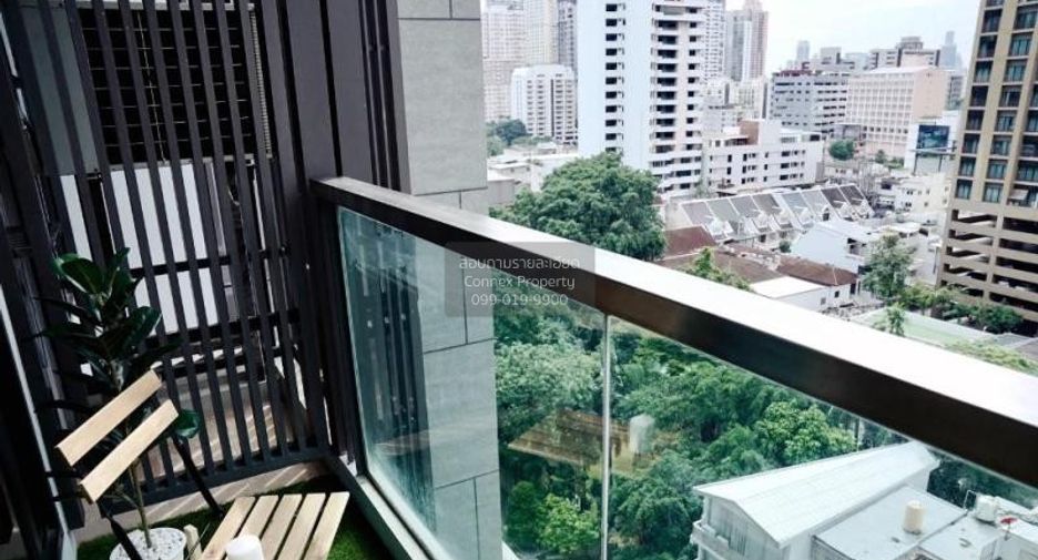 For sale 1 bed condo in Khlong Toei, Bangkok