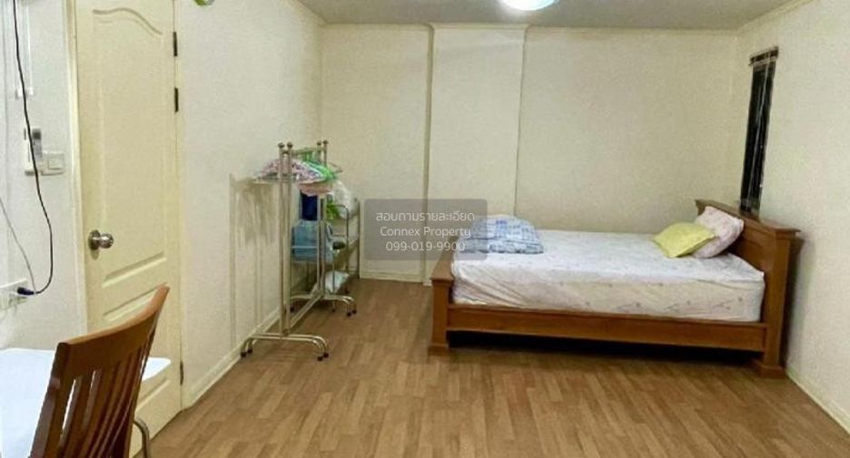 For sale 1 bed condo in Yan Nawa, Bangkok