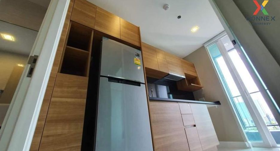 For sale 1 bed condo in Mueang Samut Prakan, Samut Prakan