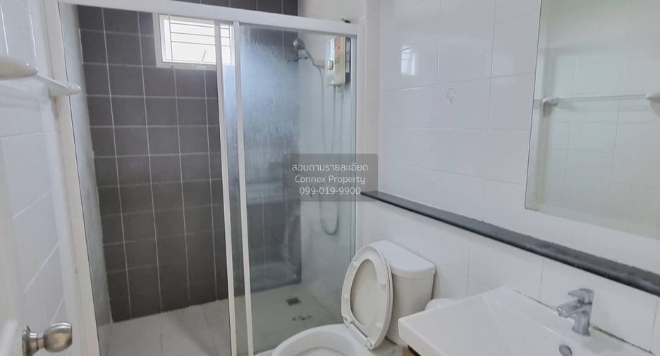 For sale 3 bedrooms townhouse in Bang Phli, Samut Prakan