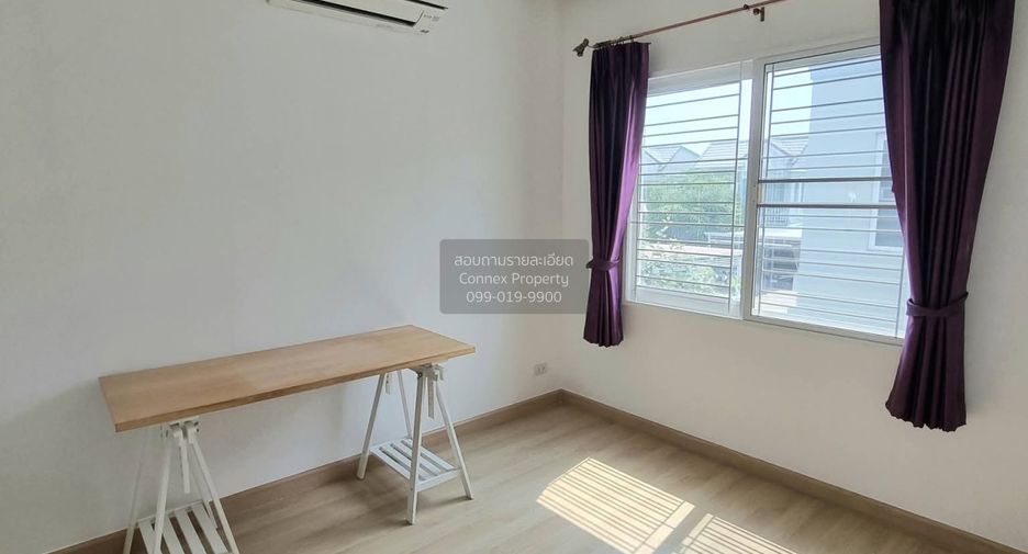 For sale 3 bedrooms townhouse in Bang Phli, Samut Prakan