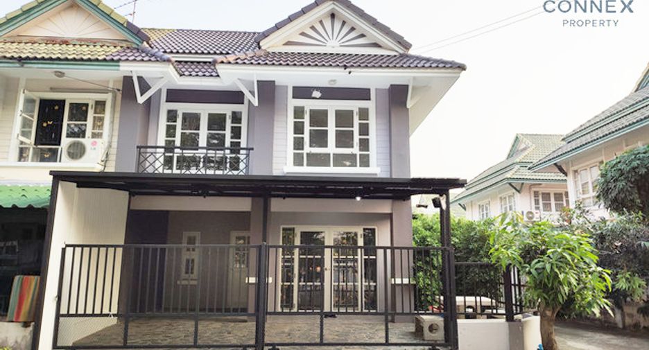 Casa adosada en venta de 3 habitaciones en Bang Yai, Nonthaburi