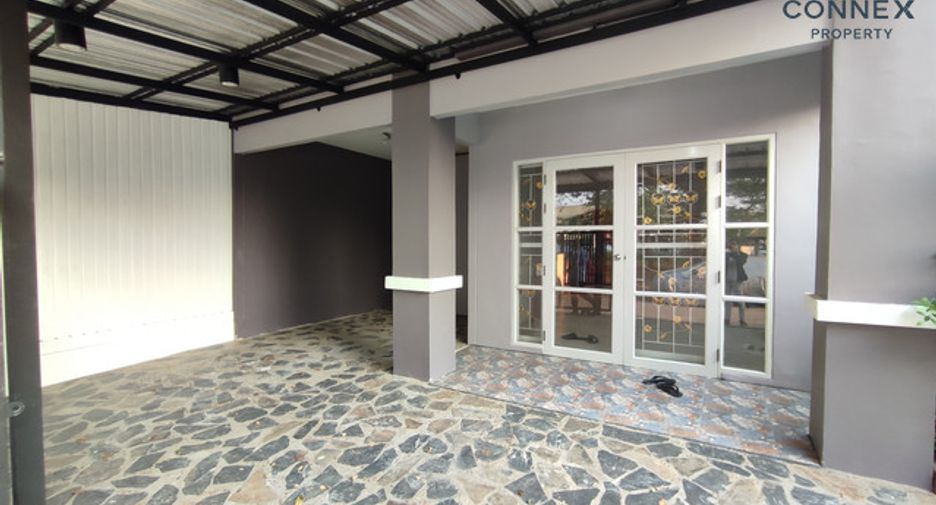 Casa adosada en venta de 3 habitaciones en Bang Yai, Nonthaburi