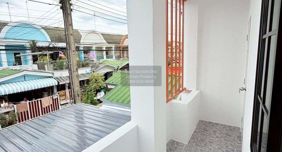 À vendre 2 chambres maison de ville à Sai Mai, Bangkok