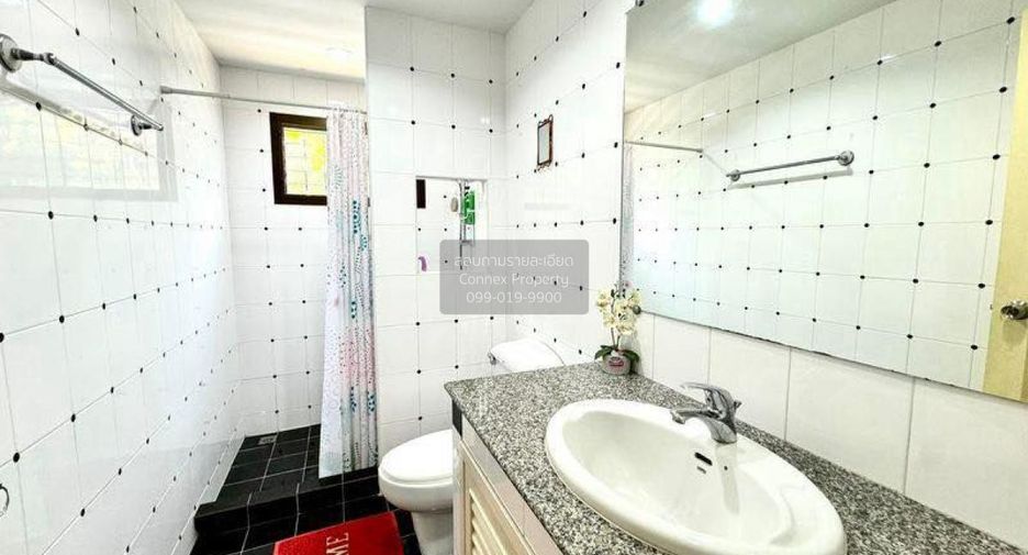 For sale 3 bedrooms house in East Pattaya, Pattaya