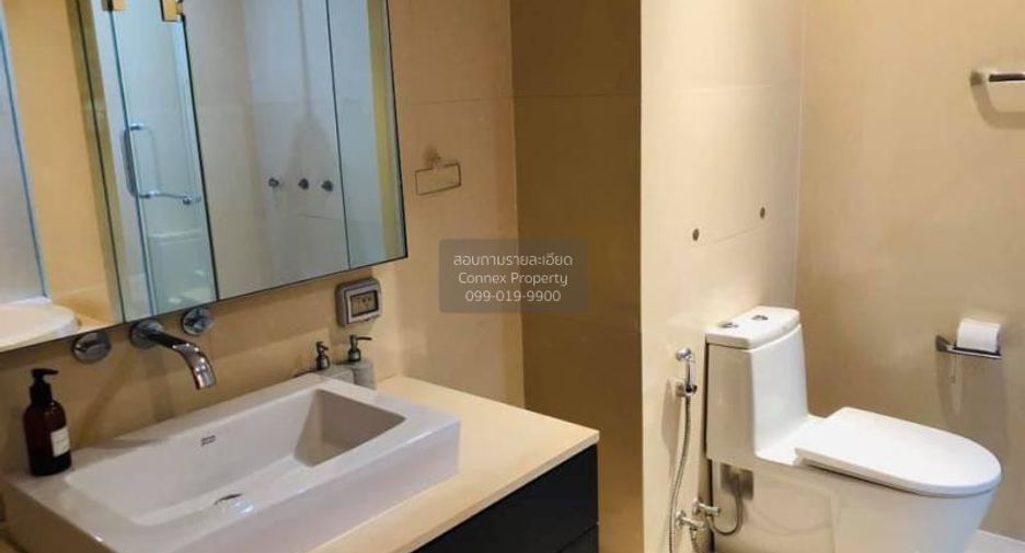 For sale 2 bedrooms condo in Khlong Toei, Bangkok