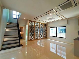 For sale 4 bedrooms house in Pak Kret, Nonthaburi