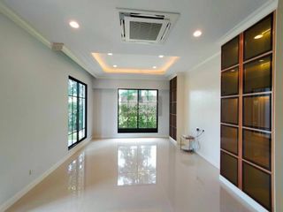 For sale 4 bedrooms house in Pak Kret, Nonthaburi