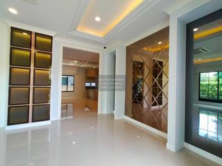 For sale 4 bedrooms house in Pak Kret, Nonthaburi