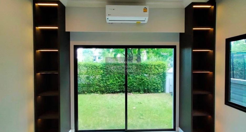 For sale 4 bedrooms house in Pak Kret, Nonthaburi