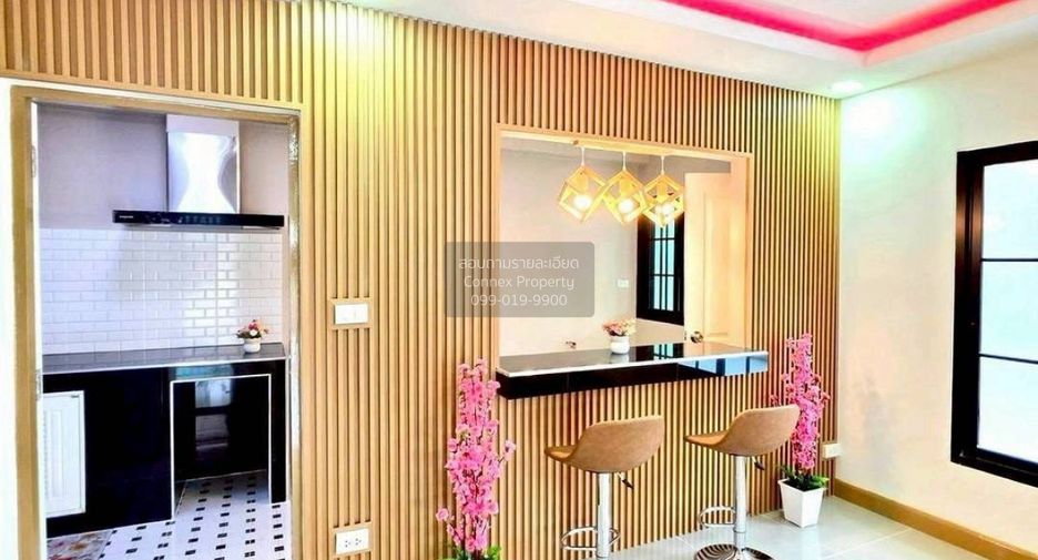 Casa adosada en venta de 4 habitaciones en Bang Yai, Nonthaburi