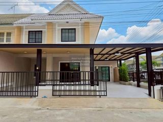 Casa adosada en venta de 4 habitaciones en Bang Yai, Nonthaburi