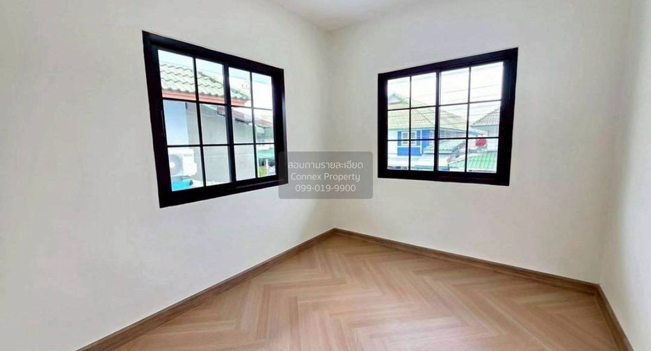 Casa adosada en venta de 4 habitaciones en Bang Yai, Nonthaburi