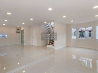 Haus zum Kauf mit 3 Zimmer in Lam Luk Ka, Pathum Thani