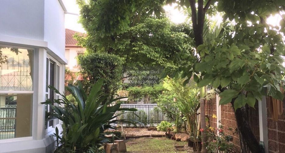 For sale 3 ベッドルーム house in Bang Khen, Bangkok