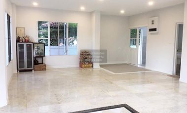 For sale 3 ベッドルーム house in Bang Khen, Bangkok