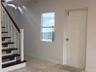 Casa en venta de 3 habitaciones en Bang Khen, Bangkok