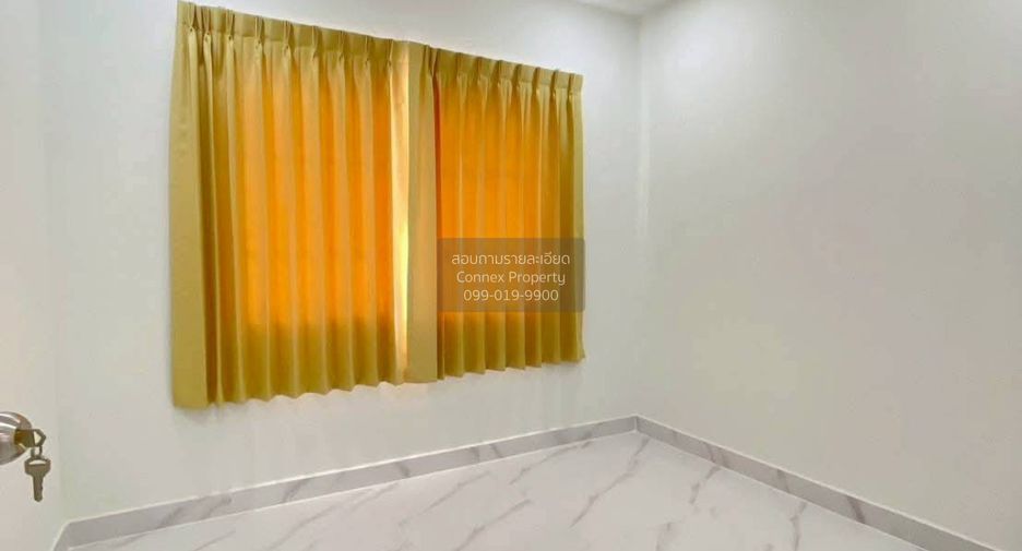 出售 4 卧室 联排别墅 在 Khlong Luang, Pathum Thani