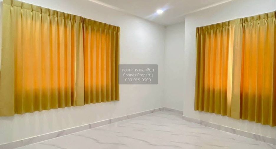 出售 4 卧室 联排别墅 在 Khlong Luang, Pathum Thani
