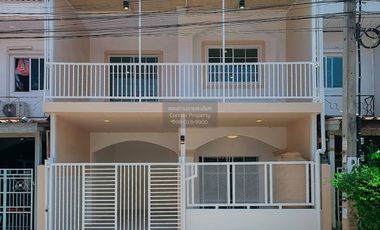 For sale 4 bedrooms townhouse in Bang Bua Thong, Nonthaburi