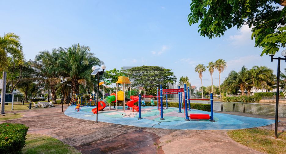 For sale 3 bedrooms house in Mueang Nonthaburi, Nonthaburi