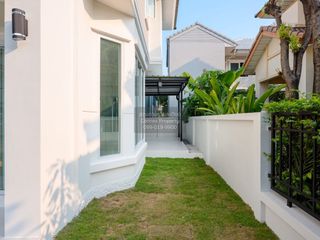 For sale 3 bedrooms house in Mueang Nonthaburi, Nonthaburi