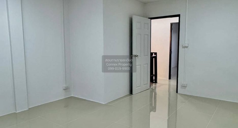 For sale 2 bedrooms townhouse in Mueang Nonthaburi, Nonthaburi