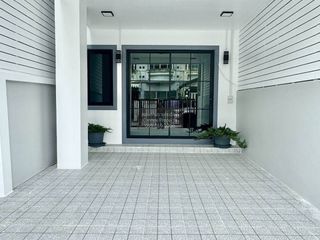 For sale 2 bedrooms townhouse in Mueang Nonthaburi, Nonthaburi