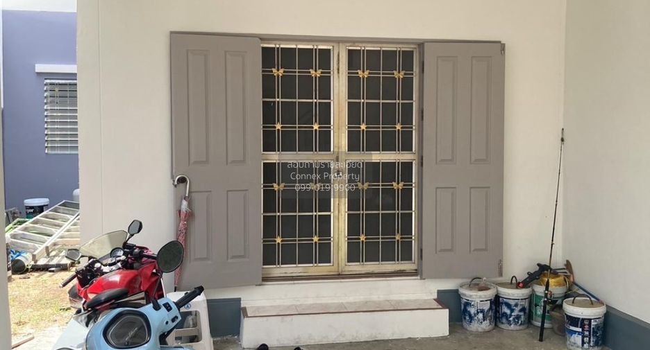 For sale 3 bedrooms townhouse in Thung Khru, Bangkok