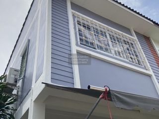 For sale 3 bedrooms townhouse in Thung Khru, Bangkok