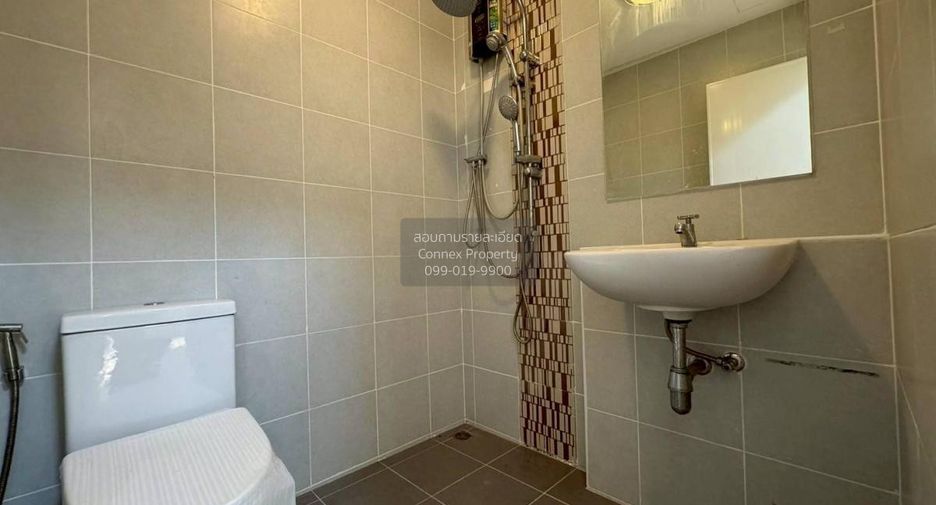 For sale 3 bedrooms townhouse in Mueang Nonthaburi, Nonthaburi