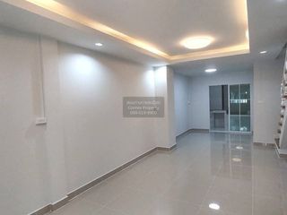 For sale 2 bedrooms townhouse in Thanyaburi, Pathum Thani
