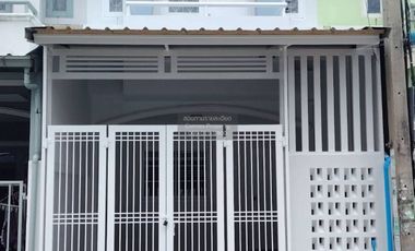 For sale 2 bedrooms townhouse in Thanyaburi, Pathum Thani