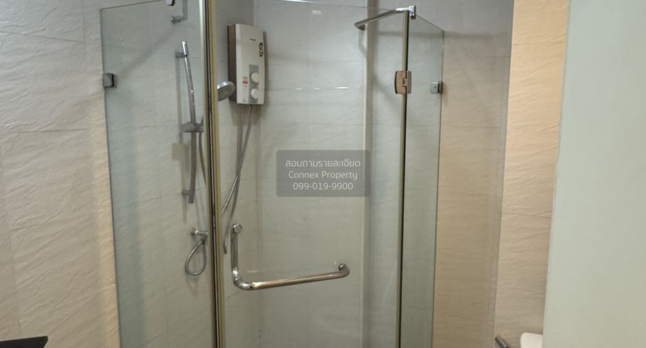 For sale 2 bedrooms condo in Wang Thonglang, Bangkok