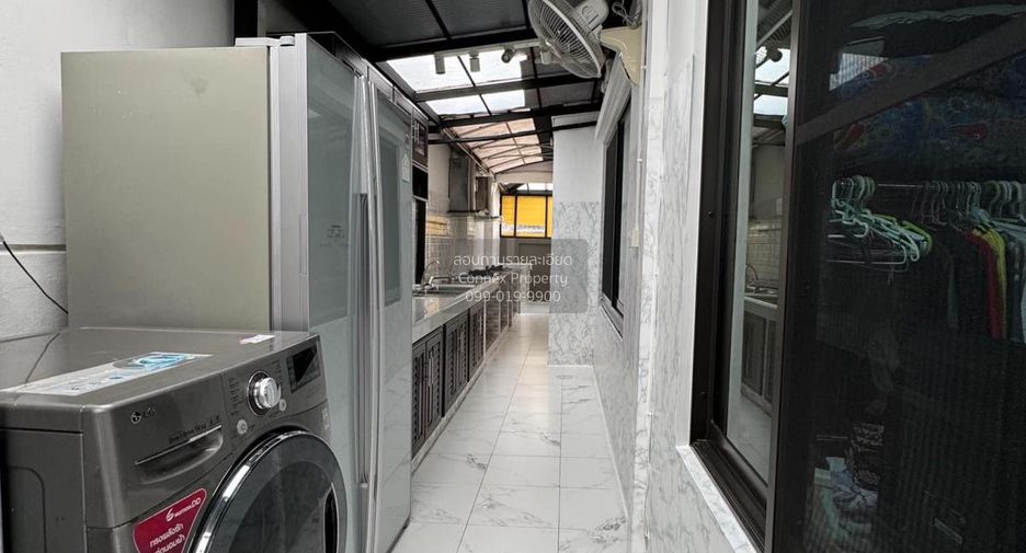 For sale 4 bedrooms house in Bang Phli, Samut Prakan