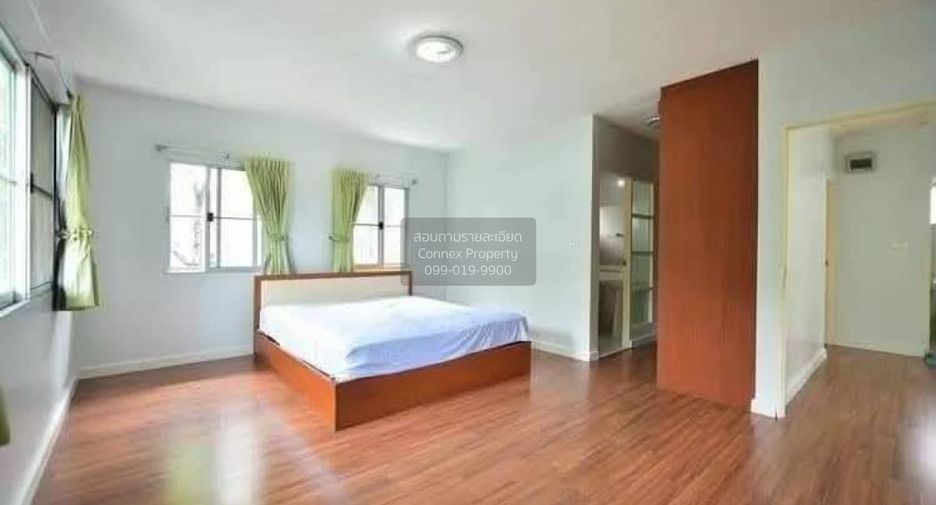For sale 4 bedrooms house in Pak Kret, Nonthaburi