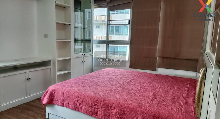 For sale 2 bedrooms condo in Watthana, Bangkok