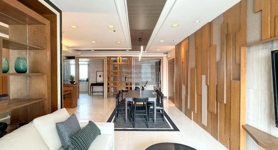 For sale 3 bedrooms condo in Khlong Toei, Bangkok