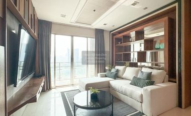 For sale 3 bedrooms condo in Khlong Toei, Bangkok