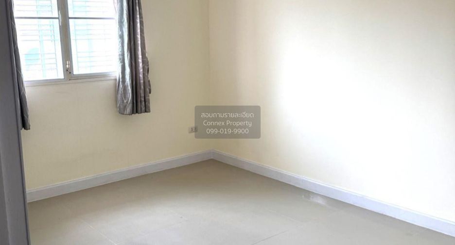 Casa adosada en venta de 4 habitaciones en Mueang Samut Sakhon, Samut Sakhon
