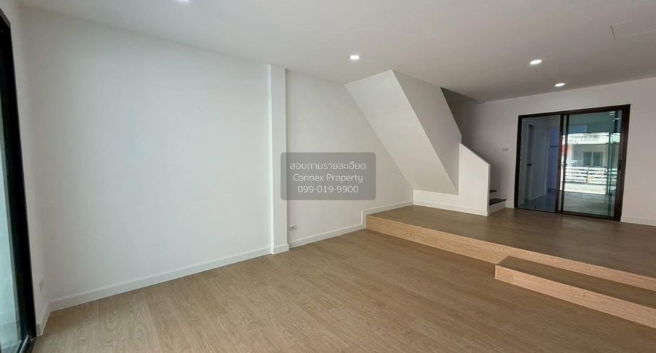 Reihenhaus zum Kauf mit 2 Zimmer in Bang Khen, Bangkok