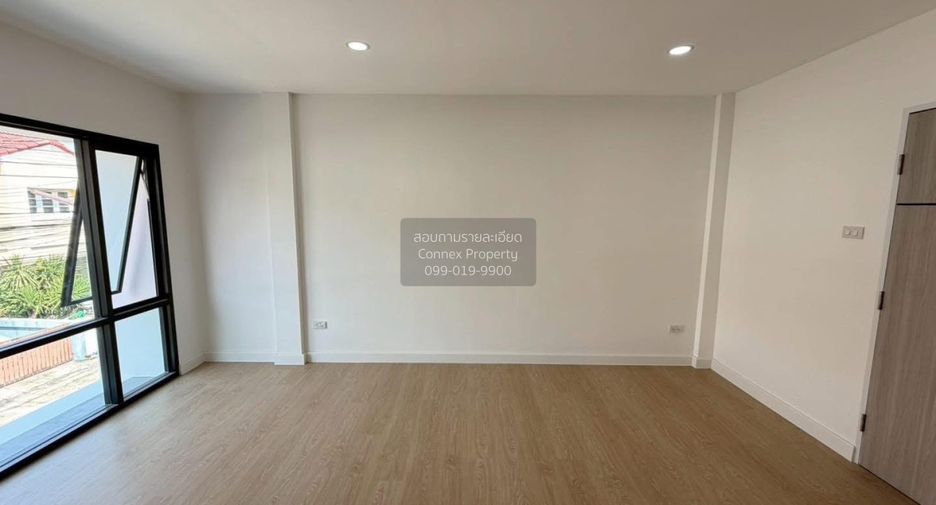 Reihenhaus zum Kauf mit 2 Zimmer in Bang Khen, Bangkok