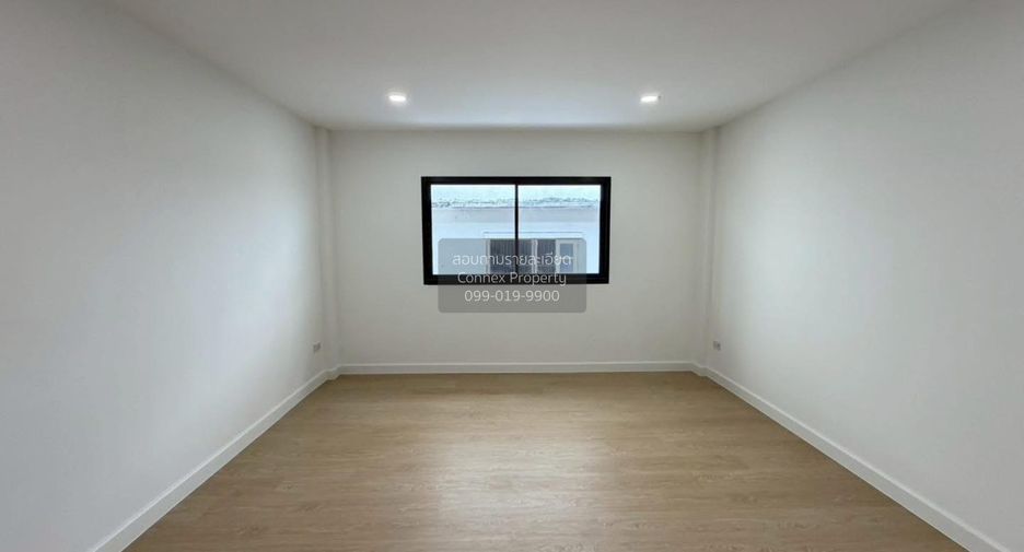Reihenhaus zum Kauf mit 2 Zimmer in Bang Khen, Bangkok