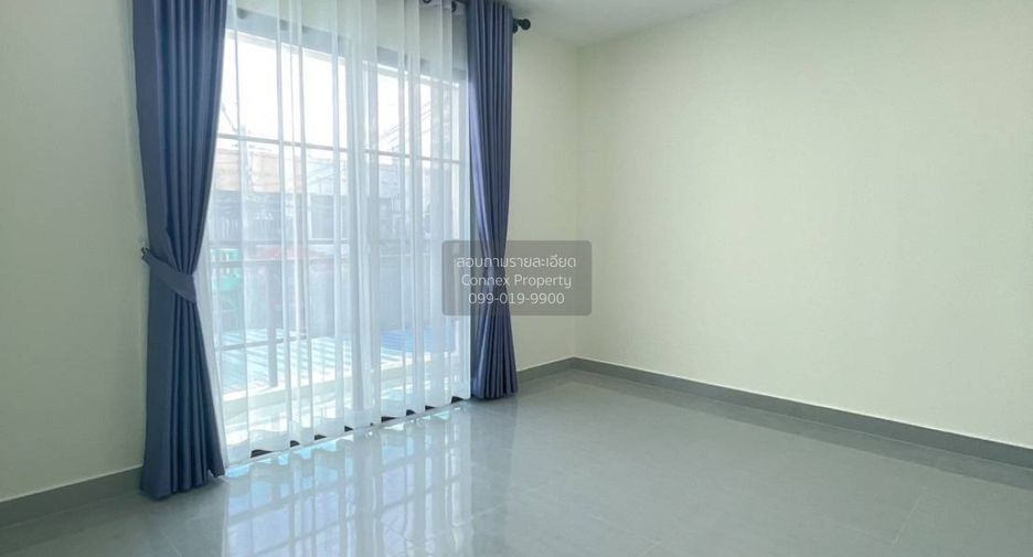 For sale 3 bedrooms townhouse in Thanyaburi, Pathum Thani